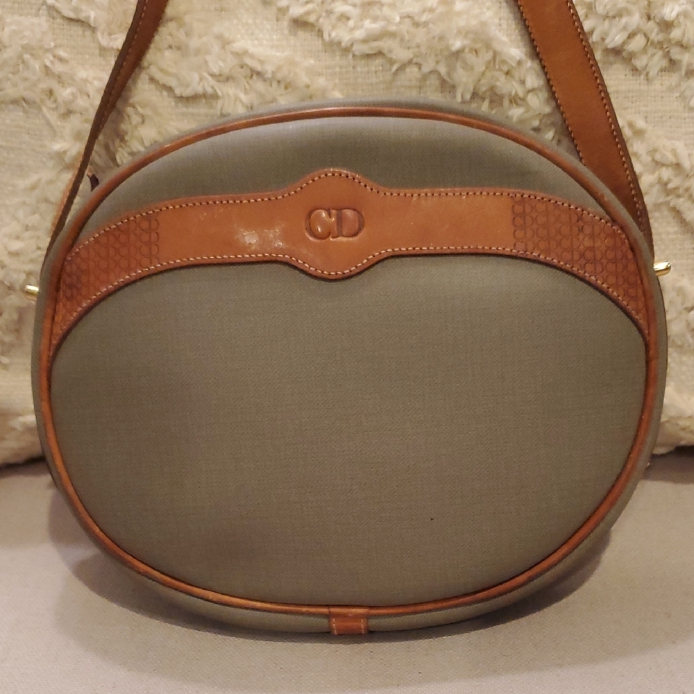 Christian Dior Vintage Crossbody Bag - Picture 5 of 16